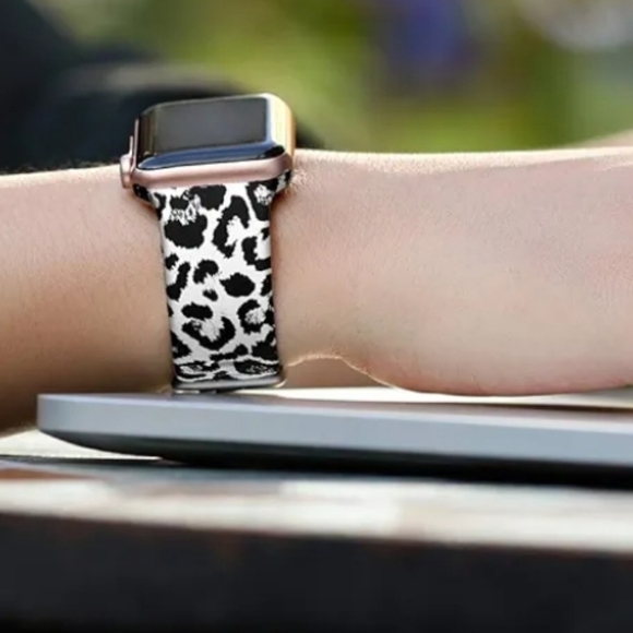 Laffav Set of 3 Apple Watch Straps Size 38/40/41MM S/M 2 Leopard and Paw Prints - Picture 3 of 8